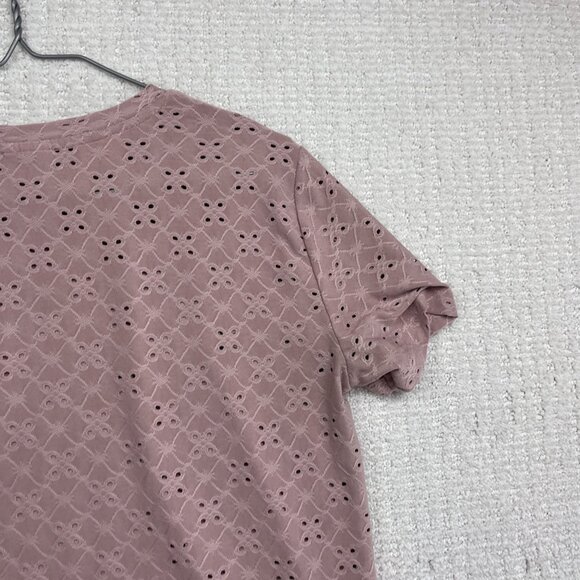 Jacqueline de Yong Womens T-Shirt Size Small Dusty Rose Eyelet Embroidery AOP - Picture 12 of 14